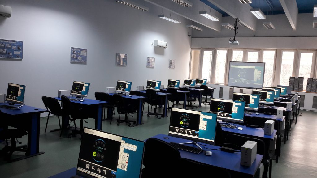 Smart Factory / Connect Plan - Monitorizarea în timp real a mașinilor CNC Smart Factory / Connect Plan - Monitorizarea în timp real a mașinilor CNC