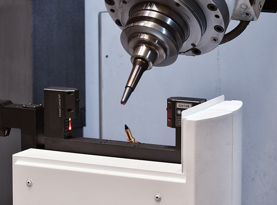 Senzor laser pentru calibrare scule centru dublă coloană Okuma MCR-S