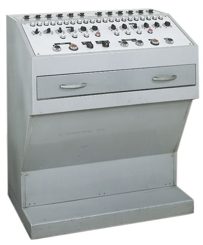 prima comandă numerică Okuma OSP 1961