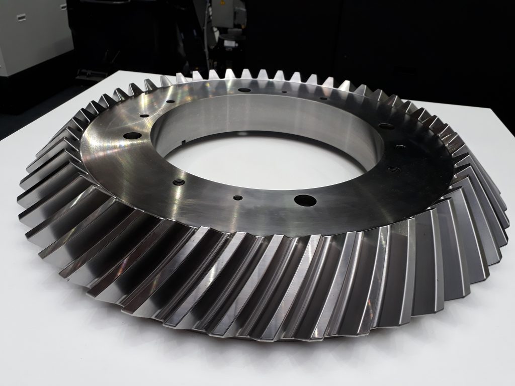 Piesă demo prelucrare pe strunguri  CNC verticale Okuma - V920EX