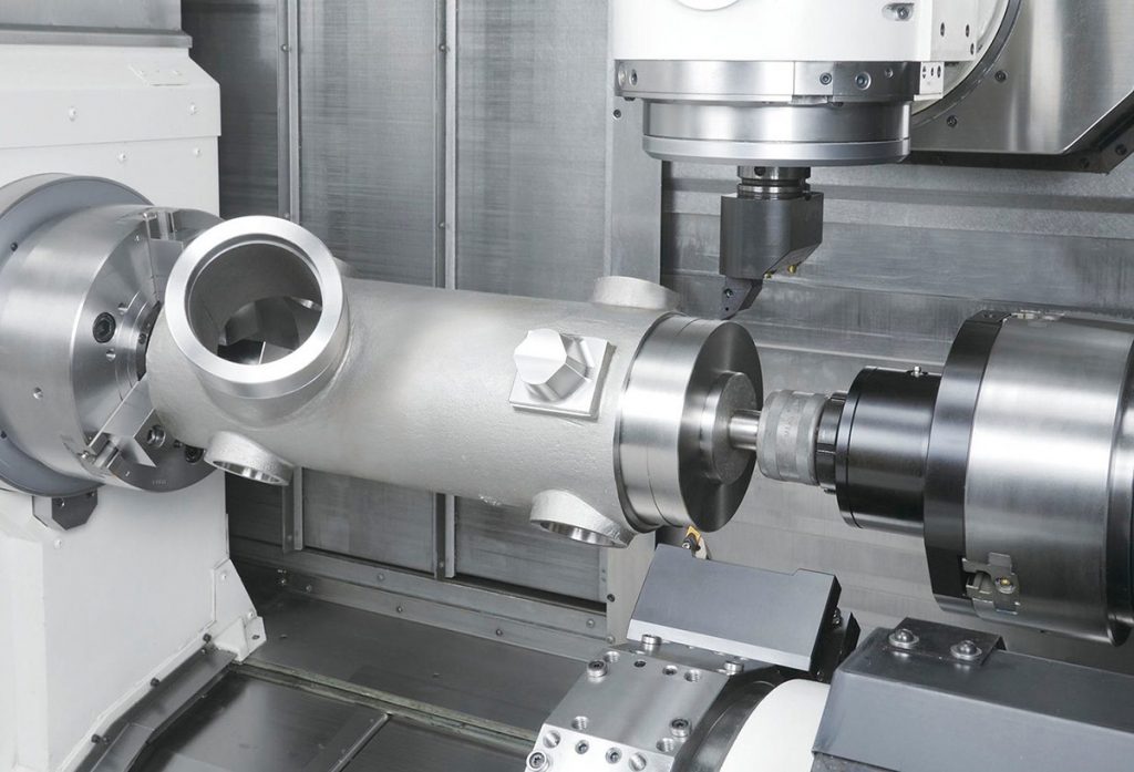 Strung multifuncțional CNC Okuma cu cap de frezare mobil