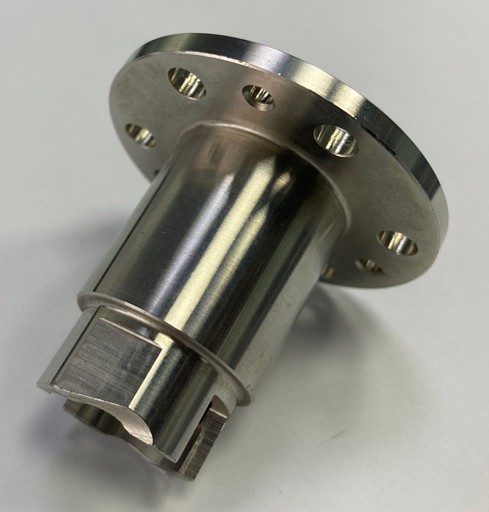 Piesă executată pe strung cu frezare pe axa Y