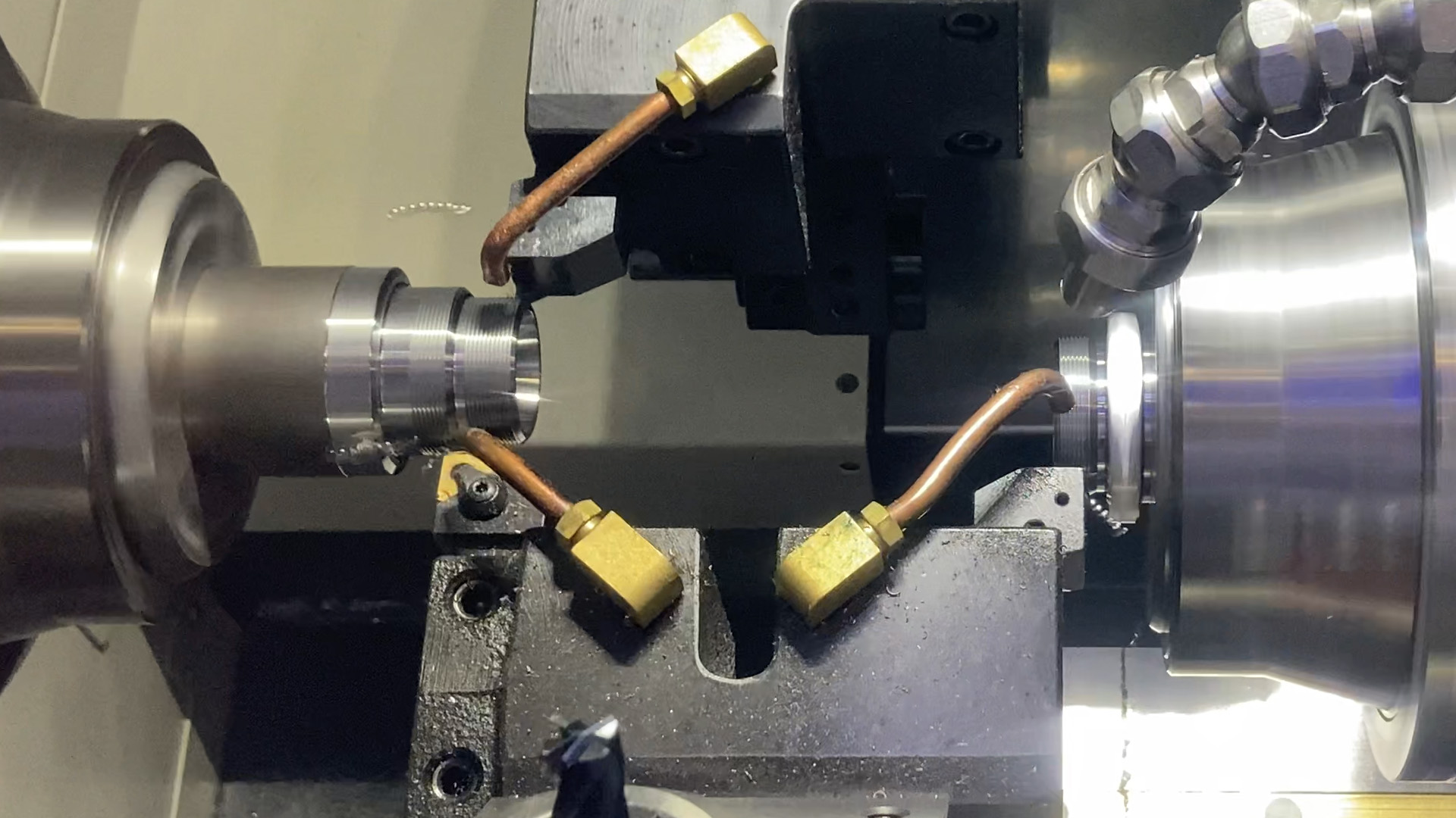 Strung orizontal cu doi arbori și două turele CITIZEN MIYANO BNE65